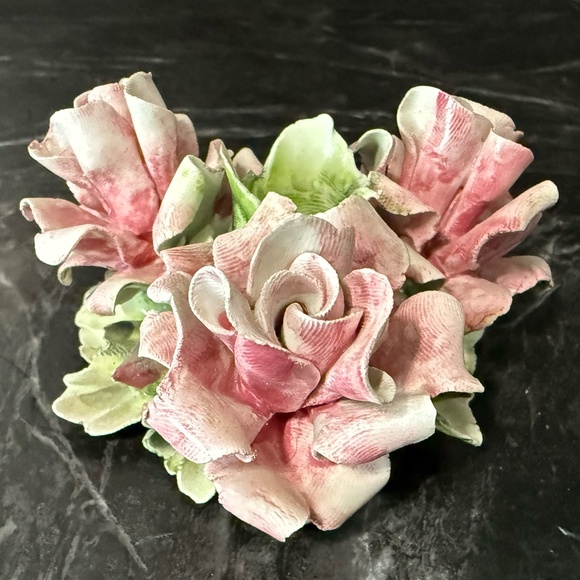 NOVE Capodimonte Floral Candle Holders - Picture 9 of 16